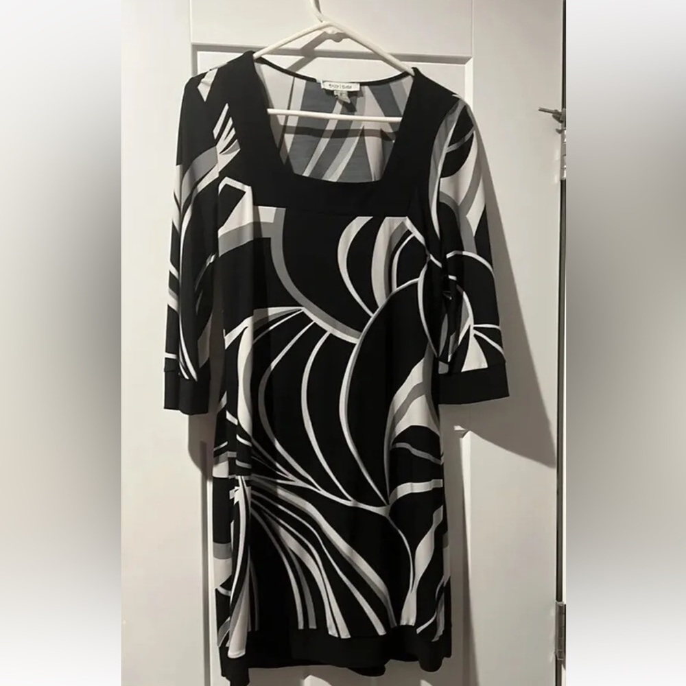 White House Black Market B&W dress- SM